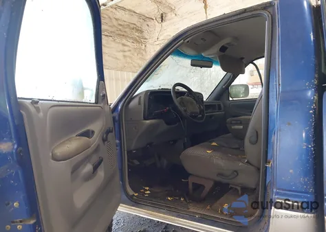 1995 Dodge Ram 2500 z USA, uszkodzony, nr VIN 1B7KF26W0SS298684